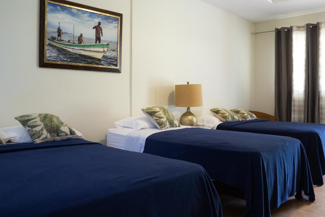 Hotel Kevin Los Santos Dış mekan fotoğraf